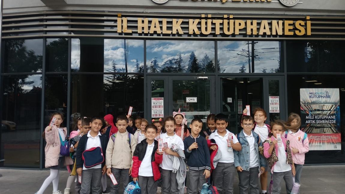 OKULUMUZ ÖĞRENCİLERİ ESKİŞEHİR İL KÜTÜPHANESİNİ ZİYARET ETTİLER